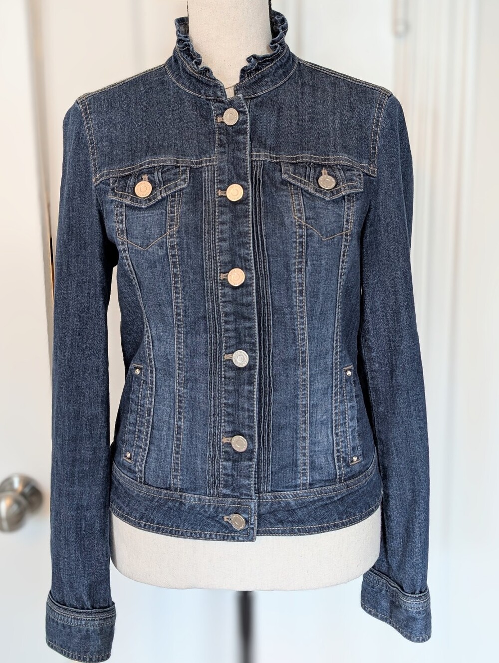 White House Black Market Dark Washed stretchy Denim Ruffle-Neck Jean Jacket